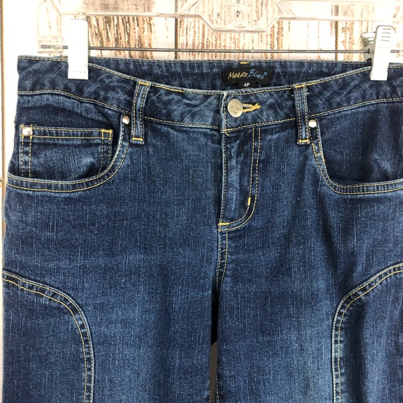 Metro Blues Jeans, Size 4P. Cool side seam detail. In excellent condition! - Picture 3 of 7